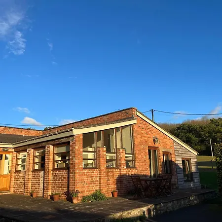 The Old Bull Pen Villa Abergavenny Exterior photo